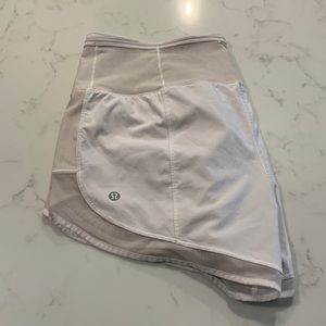 Lululemon white shorts size 6